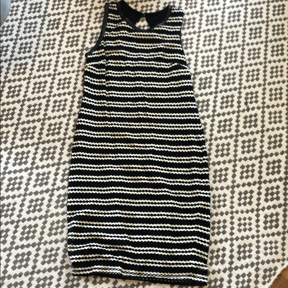Black and white maternity dress